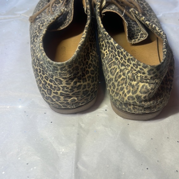 Luck Brand cheetah shoes - Picture 3 of 7